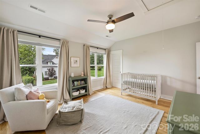 215 Hartford Avenue, Charlotte, NC 28209