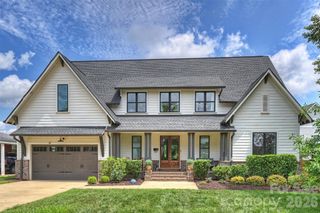 215 Hartford Avenue, Charlotte, NC 28209