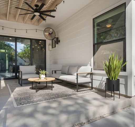 1107 Taulbee LN B, Austin, TX 78757