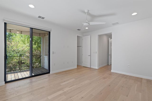 1107 Taulbee LN B, Austin, TX 78757