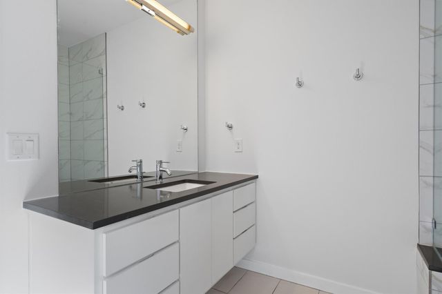 1107 Taulbee LN B, Austin, TX 78757