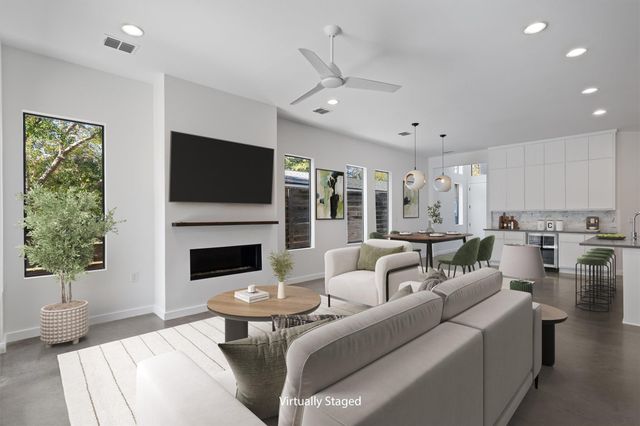 1107 Taulbee LN B, Austin, TX 78757