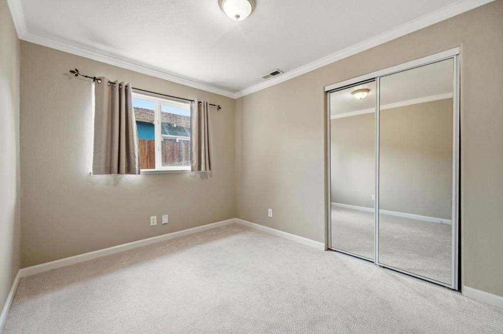 Image 25 of property listing at Address unavailable.