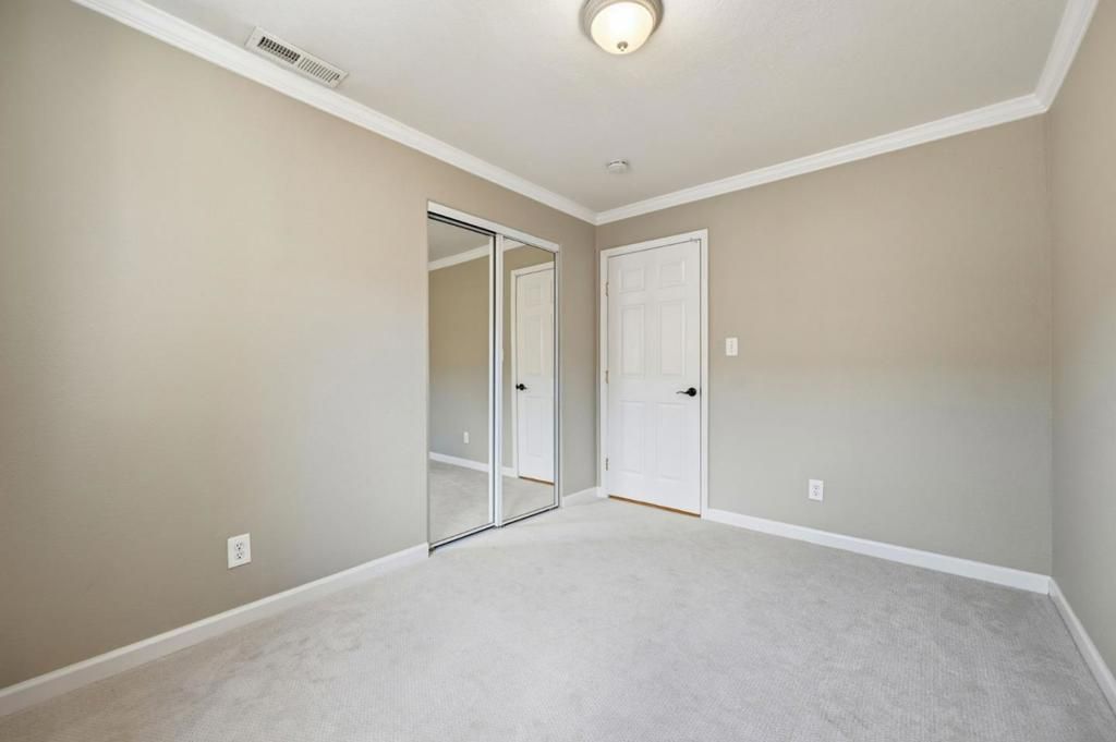 Image 27 of property listing at Address unavailable.