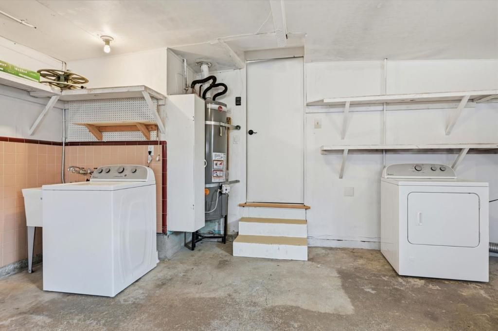 Image 36 of property listing at Address unavailable.