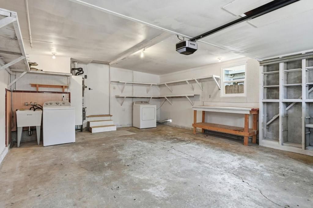 Image 38 of property listing at Address unavailable.