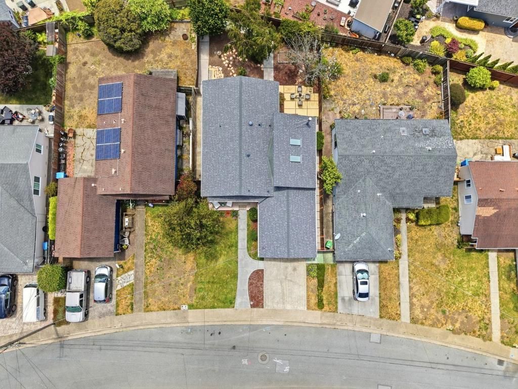 Image 50 of property listing at Address unavailable.