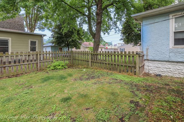 131 S 7th Street, Dekalb, IL 60115