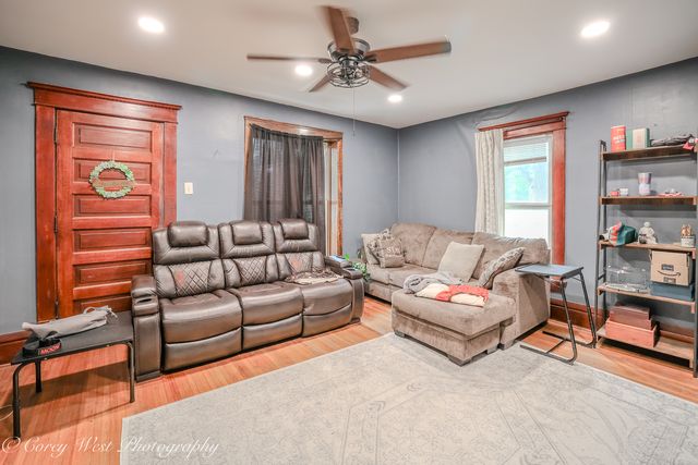 131 S 7th Street, Dekalb, IL 60115