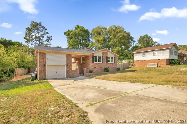 5706 Grampian Court, Fayetteville, NC 28304