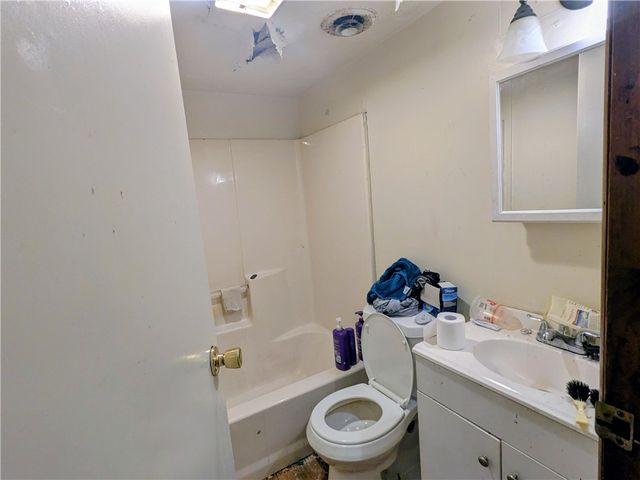 347 Highland Ave, Turtle Creek, PA 15145