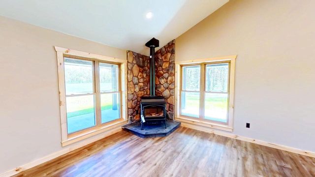 W13508 CYPRESS AVENUE, Coloma, WI 54930
