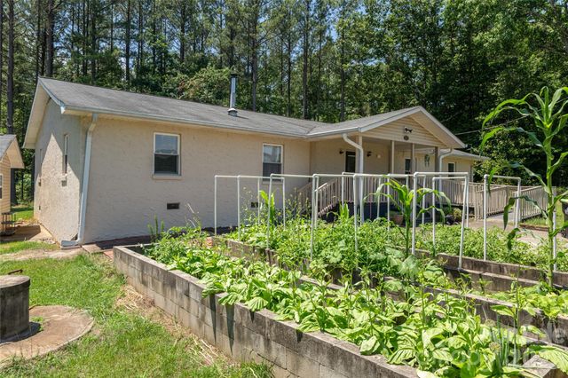 2800 Coxe Road, Tryon, NC 28782