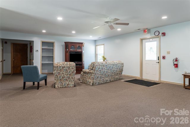2800 Coxe Road, Tryon, NC 28782