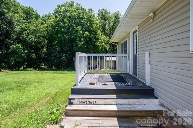 2800 Coxe Road, Tryon, NC 28782