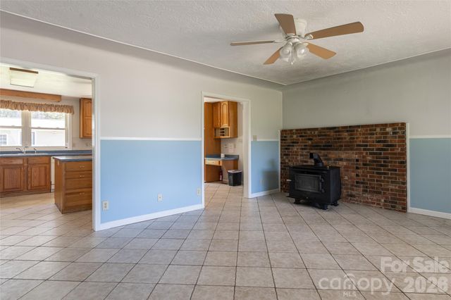 2800 Coxe Road, Tryon, NC 28782