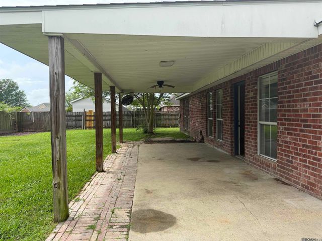 9874 Asheville Dr, Denham Springs, LA 70706