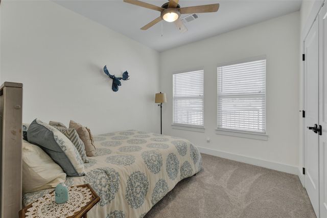 1799 Lakeside DR W, Canyon Lake, TX 78133