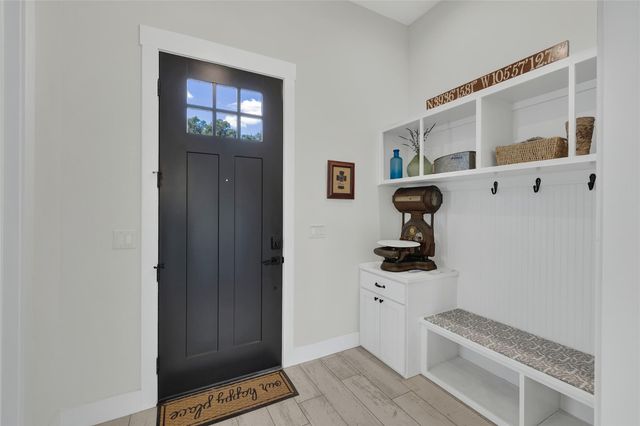 1799 Lakeside DR W, Canyon Lake, TX 78133