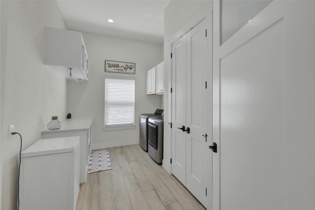 1799 Lakeside DR W, Canyon Lake, TX 78133