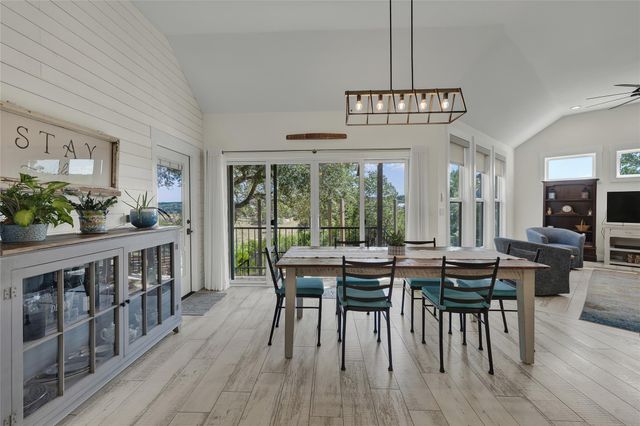 1799 Lakeside DR W, Canyon Lake, TX 78133