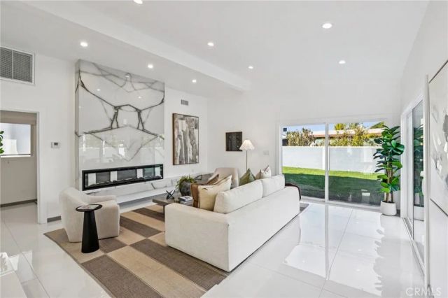 1713 W 247th Place, Lomita, CA 90717