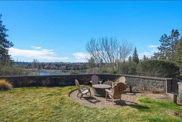 26 NW Shasta Place, Bend, OR 97703