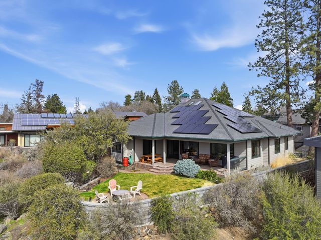 26 NW Shasta Place, Bend, OR 97703