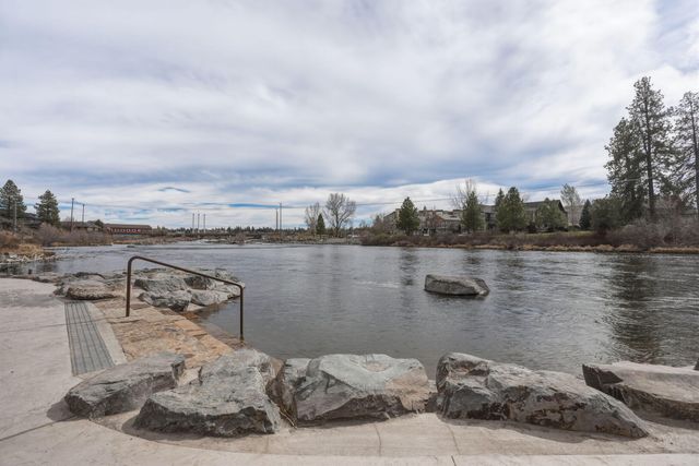 26 NW Shasta Place, Bend, OR 97703