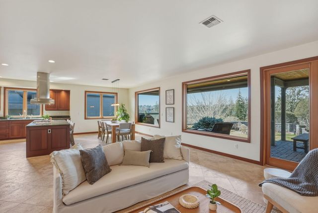 26 NW Shasta Place, Bend, OR 97703