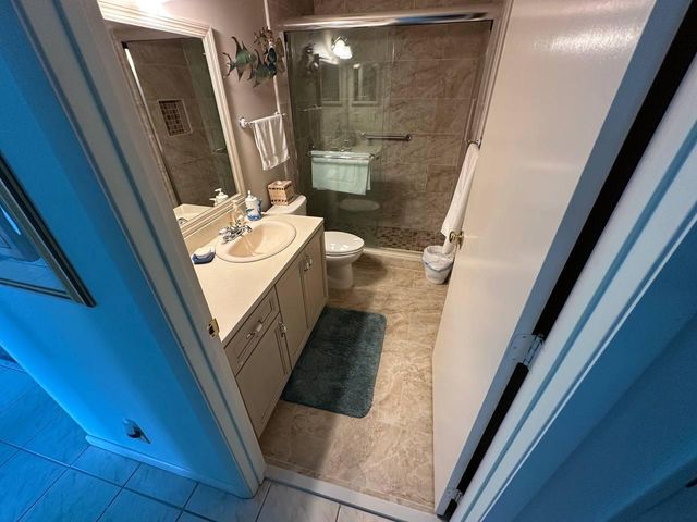 3395 Jog Park Drive, Greenacres, FL 33467