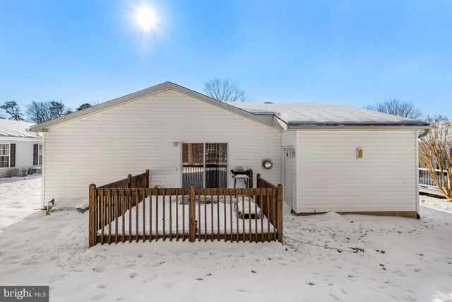 84 KNOLLWOOD DRIVE, Mays Landing, NJ 08330