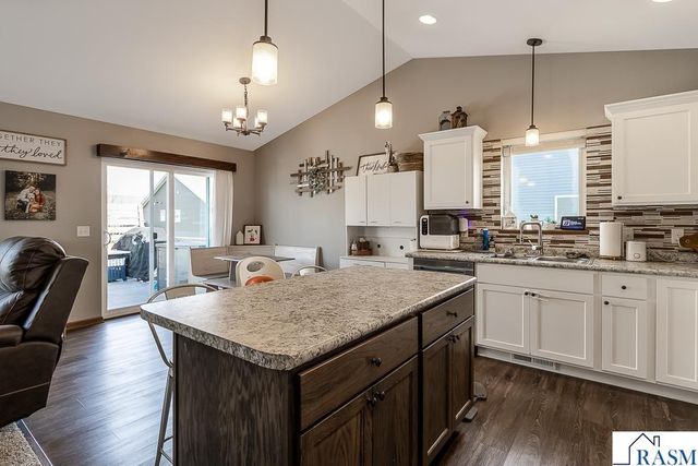 709 Mulligan Street, Mankato, MN 56001