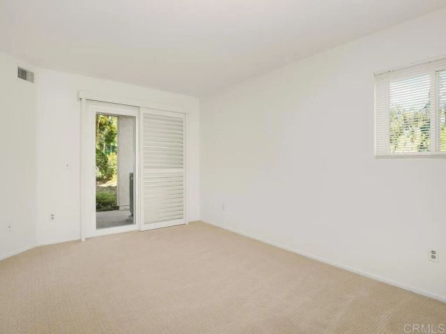 7263 Camino Degrazia 31, San Diego, CA 92111