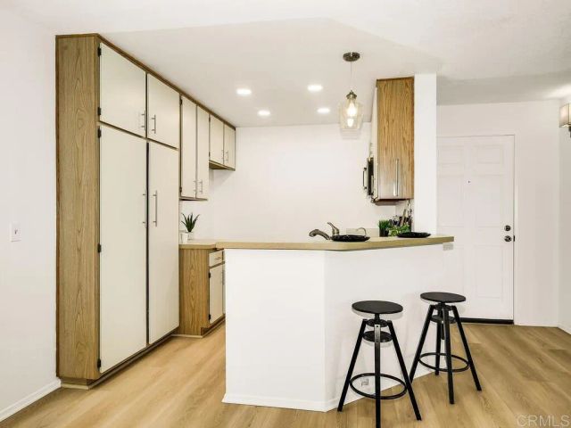 7263 Camino Degrazia 31, San Diego, CA 92111