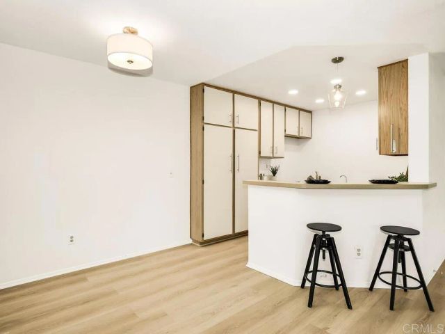 7263 Camino Degrazia 31, San Diego, CA 92111