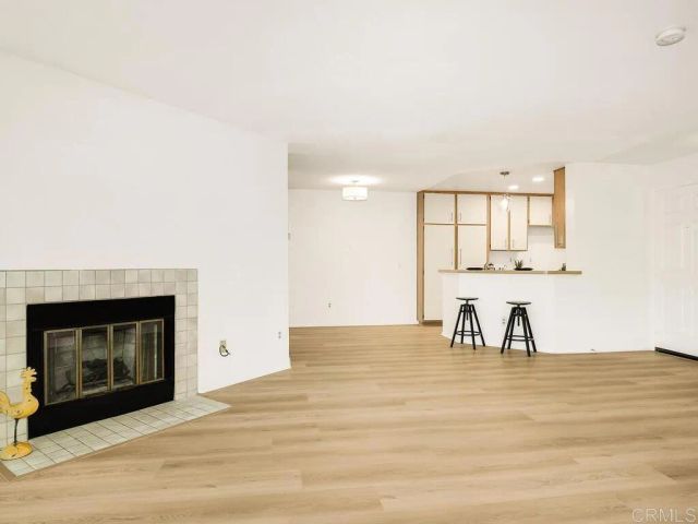 7263 Camino Degrazia 31, San Diego, CA 92111