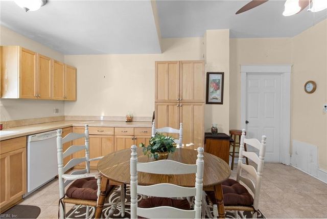 20 Pine Hall RD, Mathews, VA 23109