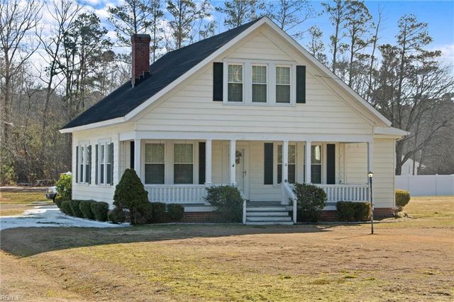 20 Pine Hall RD, Mathews, VA 23109
