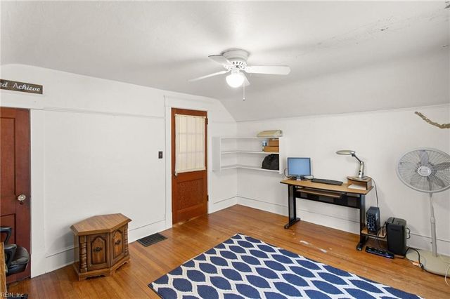 20 Pine Hall RD, Mathews, VA 23109