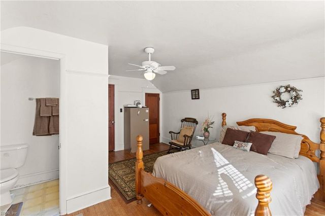 20 Pine Hall RD, Mathews, VA 23109