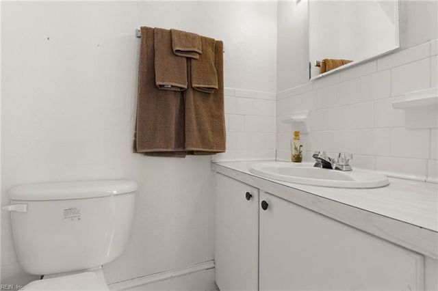 20 Pine Hall RD, Mathews, VA 23109