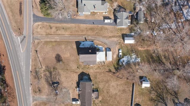 20 Pine Hall RD, Mathews, VA 23109