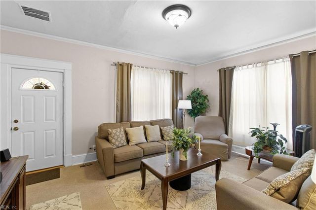 20 Pine Hall RD, Mathews, VA 23109