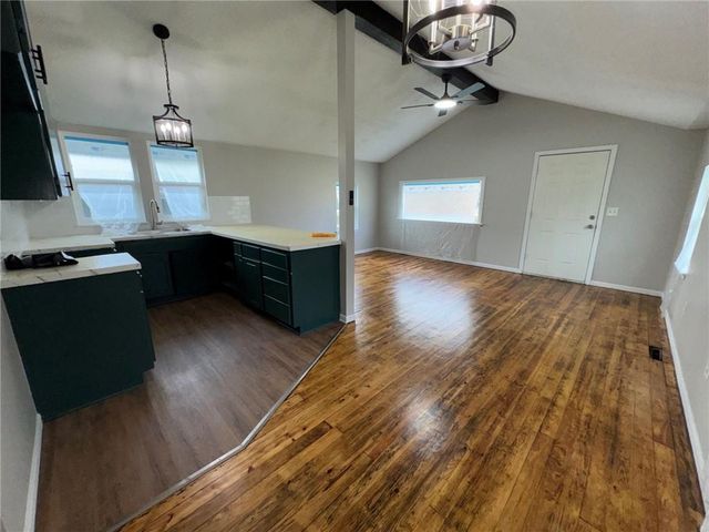 1003 E 83RD Terrace, Kansas City, MO 64131