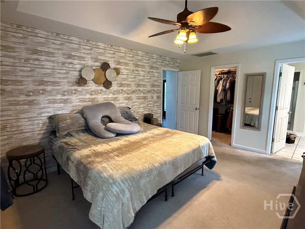 Image 20 of property listing at 144 Arlington Court, Richmond Hill, GA 31324