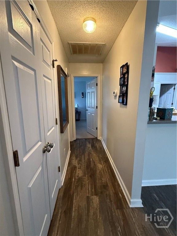 Image 32 of property listing at 144 Arlington Court, Richmond Hill, GA 31324