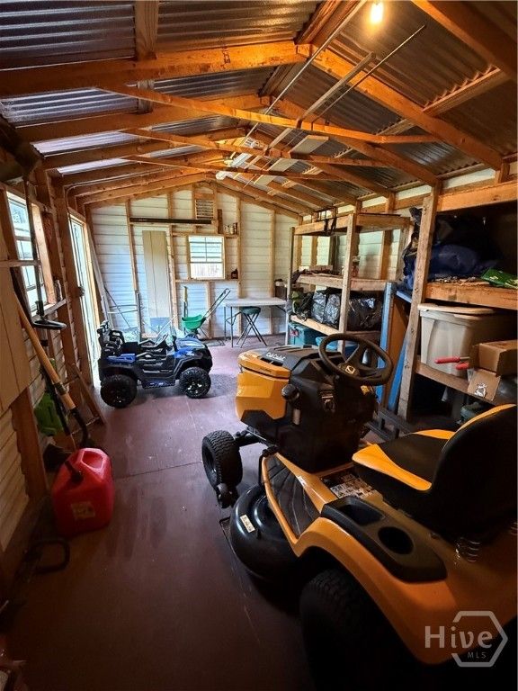 Image 37 of property listing at 144 Arlington Court, Richmond Hill, GA 31324