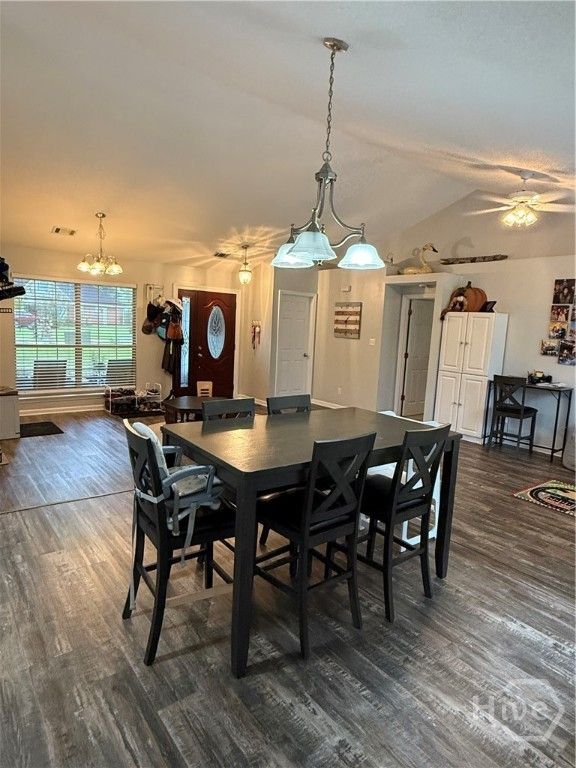 Image 6 of property listing at 144 Arlington Court, Richmond Hill, GA 31324