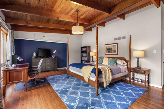 6225 Moraine Avenue, Hammond, IN 46324